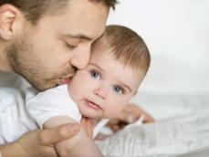 Проживание малолетнего ребенка с отцом: практические аспекты
